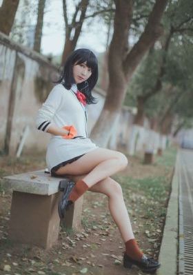 三个女人的艳遇_HD在线播放